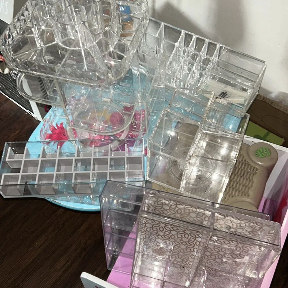 Huge 10 pc Acrylic Makeup organizers large tower lazy Suzan brush palette orgiz.